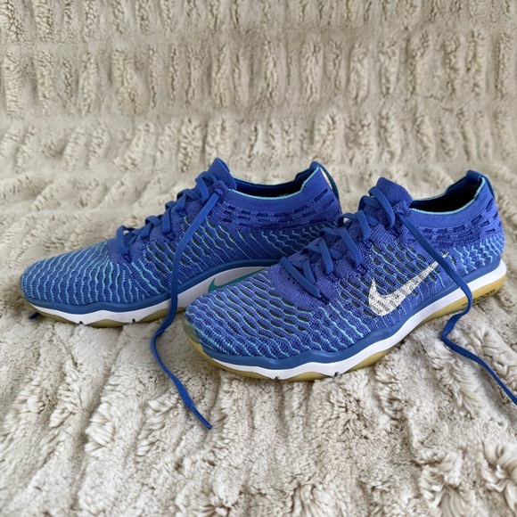 Nike Shoes - Nike Zoom Training Sneakers